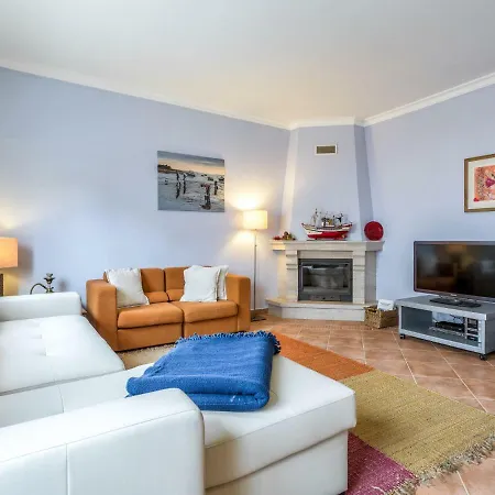 Semesterbostad Grand Hit By Interhome *