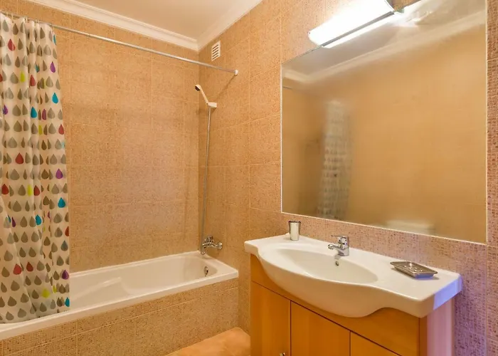 Grand Hit By Interhome Casa vacanze Pêra